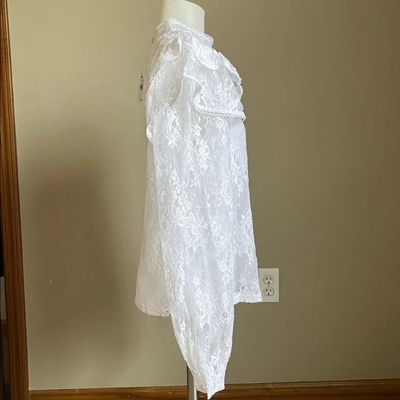 Express Ruffle Lace Top - Picture 4 of 8